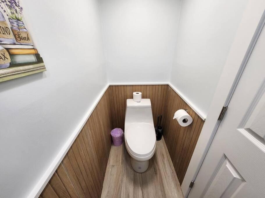 Modern Island Serenity!-Pet-Friendly Villa Île de Hilton-Head Extérieur photo