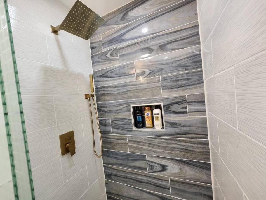 Modern Island Serenity!-Pet-Friendly Villa Île de Hilton-Head Extérieur photo