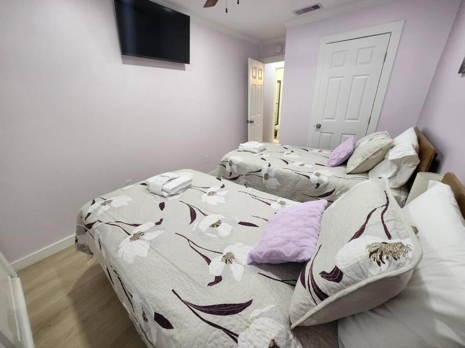 Modern Island Serenity!-Pet-Friendly Villa Île de Hilton-Head Extérieur photo
